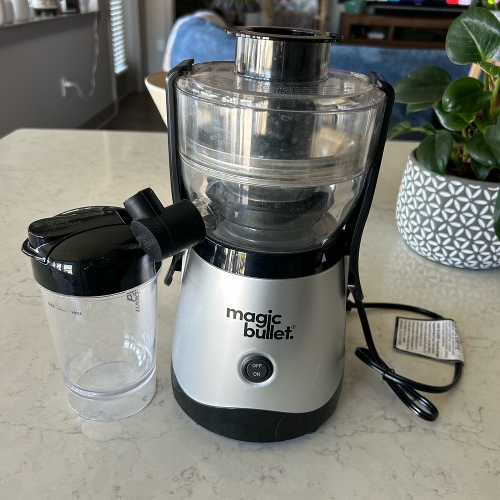 Magic Bullet Food Processor with Cup